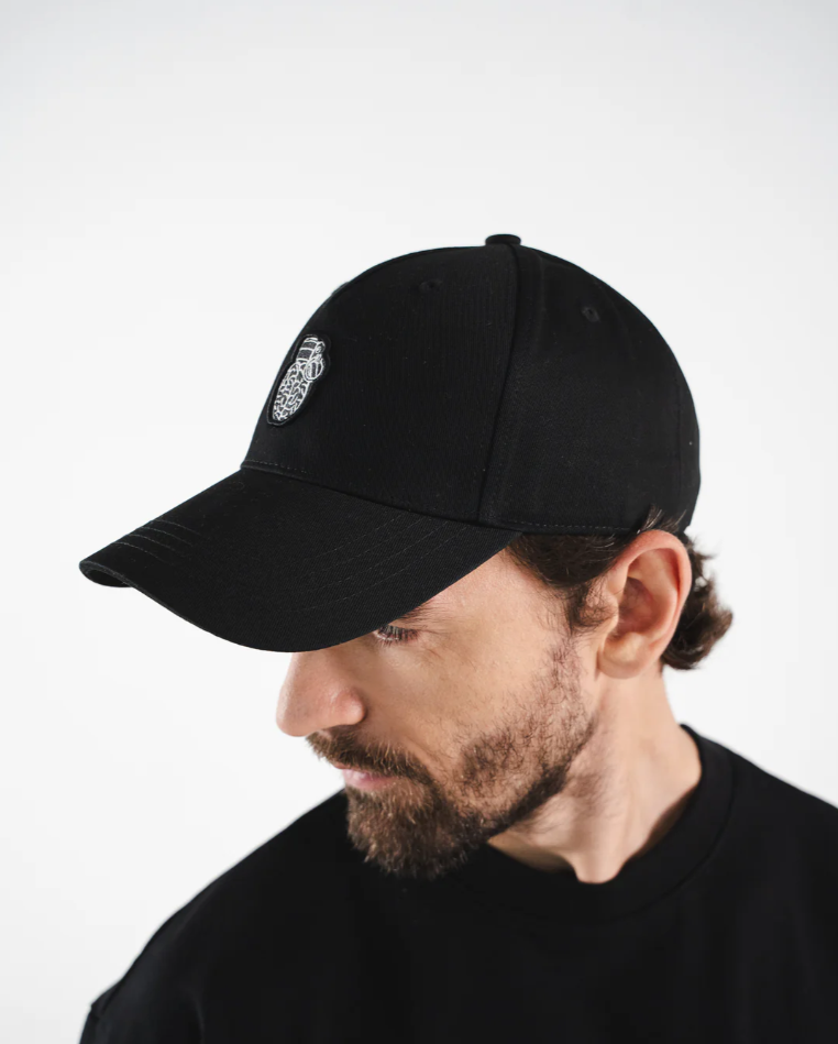 GRENADE BLACK CURVED CAP
