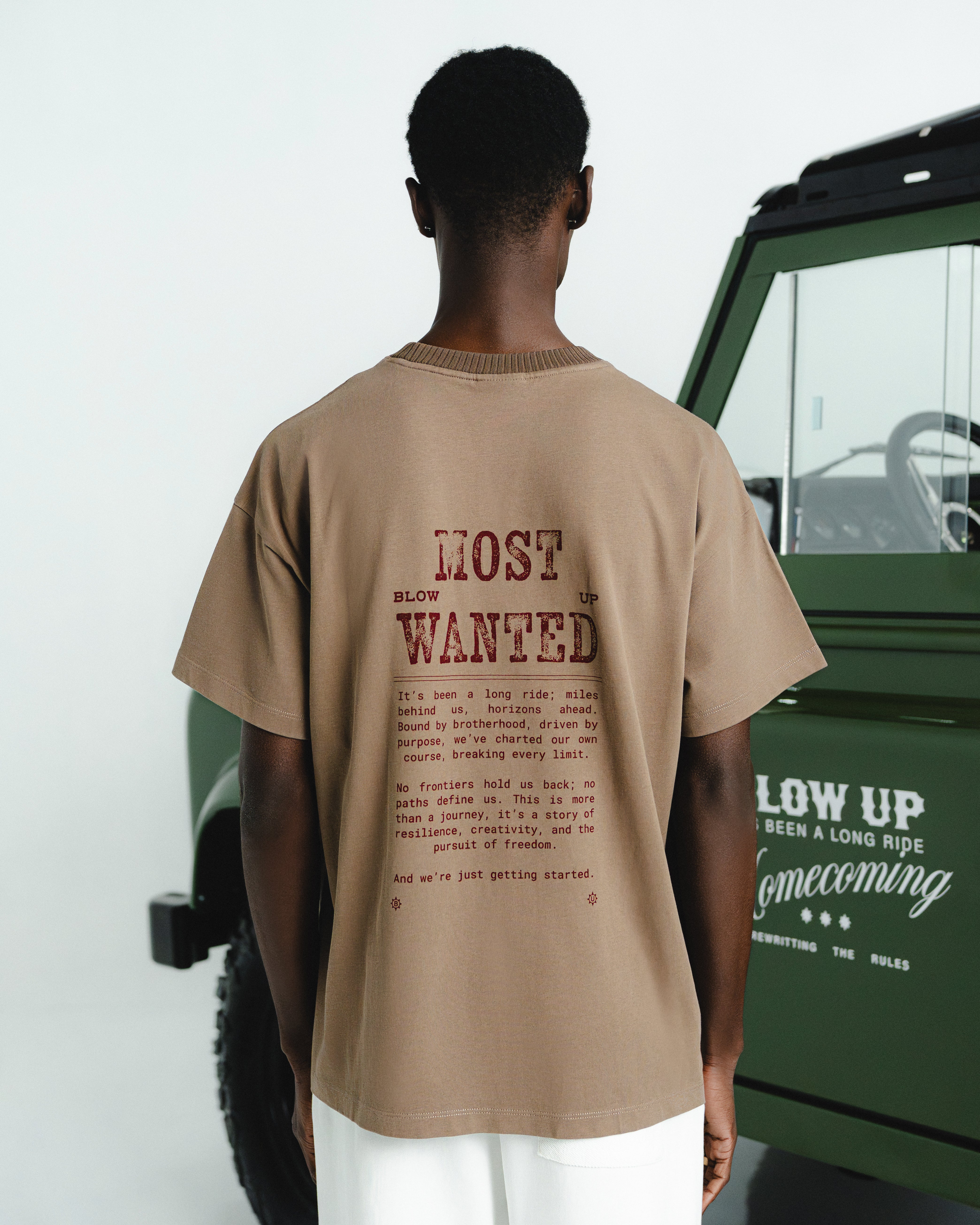 MOST WANTED REGULAR FIT CAMEL T-SHIRT